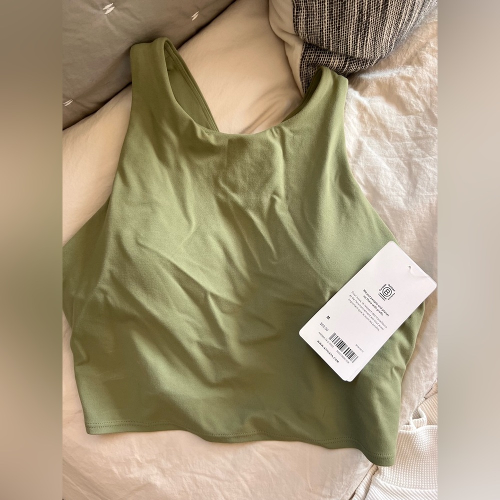NEW Athleta Conscious Crop